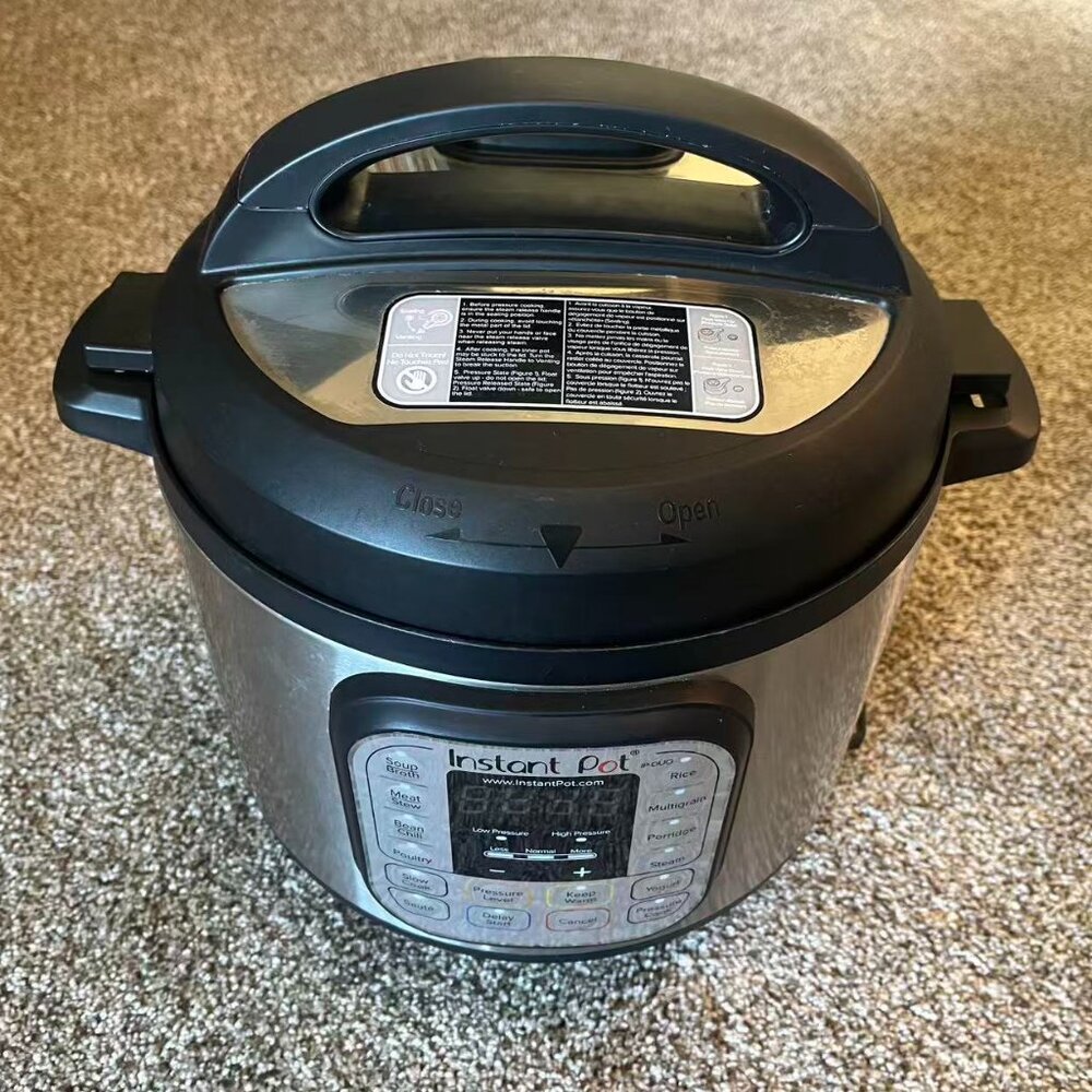 Instant Pot Duo 6 Quarts 7-in-1 Slow Cooker/Pressure Cooker